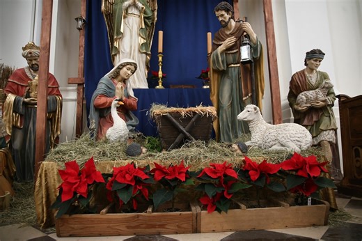Piękna szopka bożonarodzeniowa jest już w sanktuarium na Świętym Krzyżu. Znajdują się w niej duże figury wykonane we Włoszech