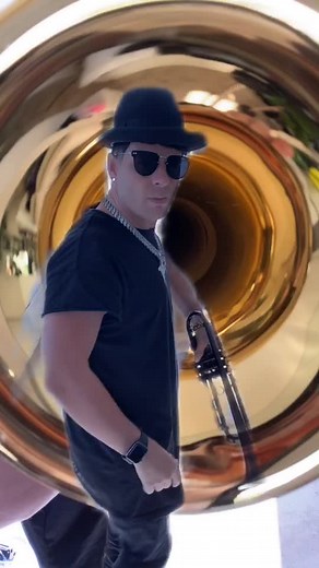 007 Reporting for Duty: A Fun and Vibrant Tribute to James Bond Fans