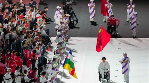 中共中央政治局召开民主生活会 习近平主持会议并发表重要讲话_新闻中心_中国网