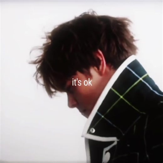 Creative Jonathan Byers Edit Featuring Charlie Heaton