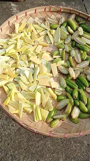 Drying mango and bilimbi is a common practice for souring dishes in Filipino cuisine