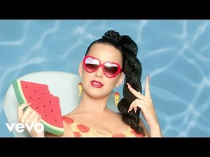 Katy Perry to star in H&M's holiday campaign