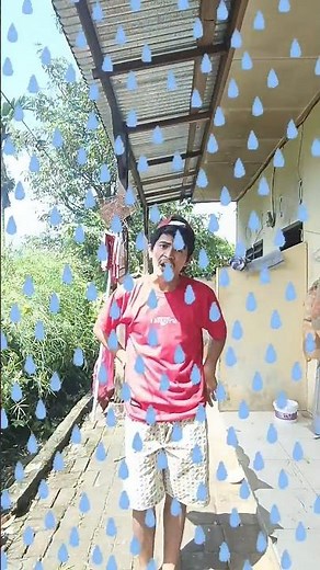 Main air hujan🌧#comedy #funny #lucu #shorts #shortsvideo #shortsviral #trending #feedshorts #fyp