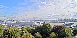 Hamburg Webcam - Cruise port Live Cam
