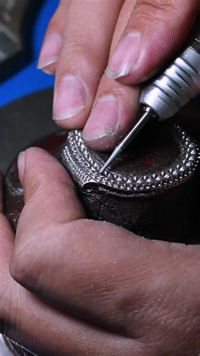 How to Ice Out a Watch: A Complete Guide