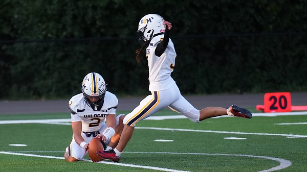 WATCH: University School of Milwaukee's Anna Griesbach scores team's first point by a female
