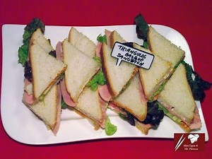 Basque pintxos and tapas: How to make the classic Concha triangle