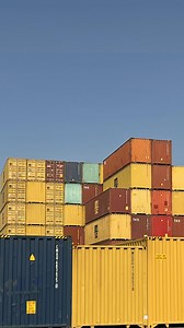 2.9M views · 36K reactions |  **Descubre Contecon Manzanillo**  Somos líderes en operaciones portuarias, comprometidos con la eficiencia, innovación y sostenibilidad. Con tecnología avanzada y un equipo experto, manejamos mercancías de manera segura y ágil, conectando a México con el mundo.  #Contecon #LíderPortuario #Innovación #Sostenibilidad #ConexiónGlobal #juntosconectamosymovemosmexico | Contecon Manzanillo | Facebook