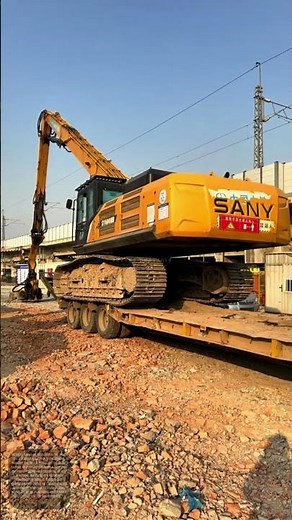 Unloading the Powerhouse: How Excavators Hit the Ground Running