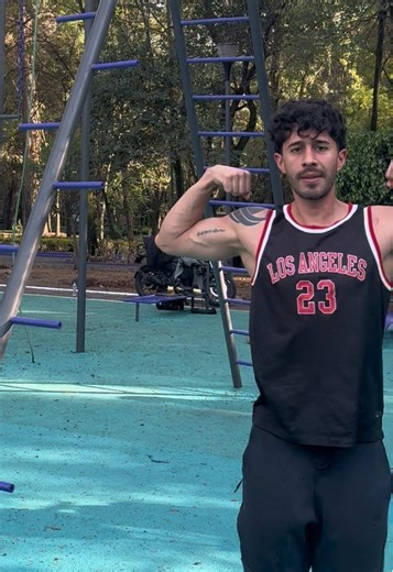 Videos de Diego (@diego.guadarra) con “Paganini: La Campanella, Op.7 - David Garrett & Alexander Markovich”