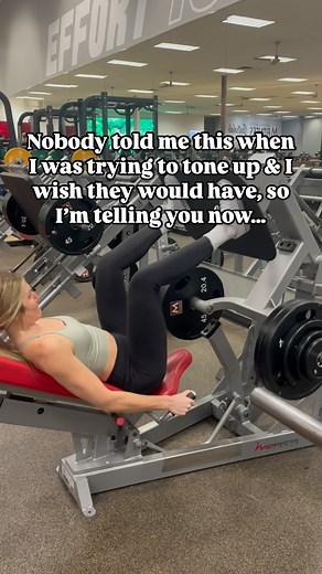 You’ve tried eating less moving more, yet you still feel stuck…⁣ ⁣ Here’s the problem: ⁣ ⁣ Most women who want to tone up & lose weight are trying to eat less than 1,600 calories a day workout 5-6x a week.⁣ ⁣ And if you’re under-eating or over-exercising, then your body is going to adapt to those demands. ⁣ ⁣ This is why the results don’t match the hard work you’re putting in. ⁣ ⁣ So instead of trying to burn & eat as few calories as possible, there’s a better approach…⁣ ⁣ 𝗪𝗼𝗿𝗸 𝘁𝗼 𝗯𝘂𝗶𝗹