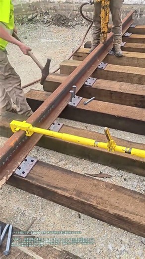 レールを固定する：手動工具と空気工具が列車を軌道に乗せ続ける仕組み