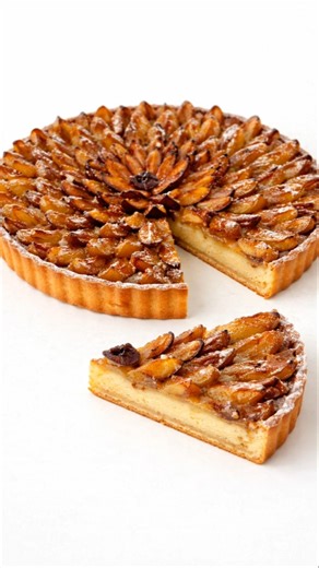 La Tarte aux Prunes Ultime 🍑✨ Crème d’Amandes Ultra Fondante & Pâte Sablée Maison !