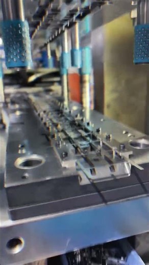 Metal Spring Contacts Stamping | Electrical Contact Manufacturing Process