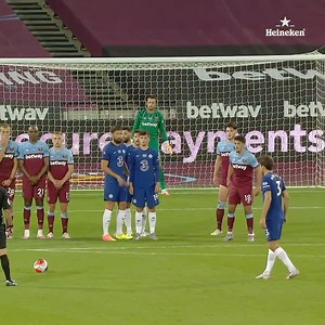 A last-gasp winner from Yarmolenko completes a classic victory against Chelsea 🔥 🗓 #OnThisDay in 2020 | Heineken | West Ham United