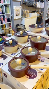 471 reactions · 11 comments | Nouvel arrivage ❤️ Casserole en 3 dimensions et deux couleur ✨ Prix: 3800 DA 3200 DA 2850 DA ☎️tel: 0557103507 / 0770265120☎️ Adresse :Draria boujamaa tamime à côté de la mosquée  el ansar  La livraison disponible 58 wilaya marhba bikoum ❤️ | At Home Déco Draria | Facebook