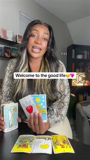 Unlock the Good Life with Tarot Reading Insights