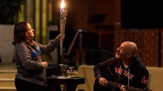 Faith leaders embrace sound baths to connect with spiritual seekers