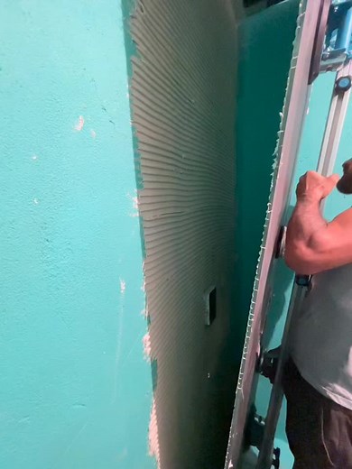 Textured Wall Application Techniques for Small Spaces