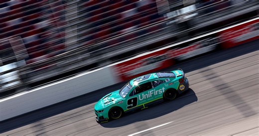 NASCAR Cup Series starting lineup: Chase Elliott, Kyle Larson fill out second row at Darlington