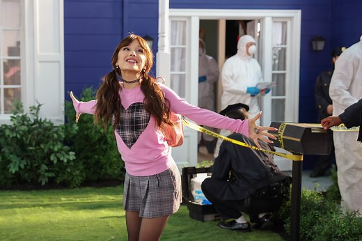 Ariana Grande Sang a Catchy, Grisly Tune in SNL's "My Best Friend's House" Short