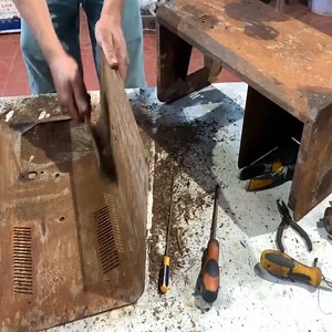 Restoration rusty ａｒｔｉｆｉｃｉａｌ Ｓｎｏｗ machine - Restoring old Ｆａｋｅ Snow | Jayleen Baker