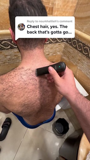 How to Remove Hair from Men's Back - Back Shaving Tips