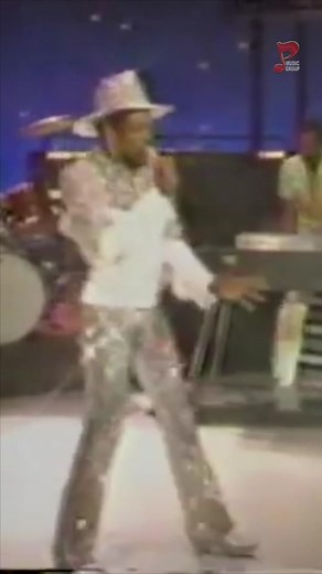 You light my 🔥 #TBT #LiveMusic