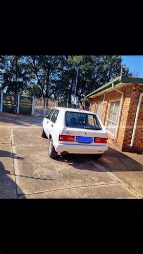 Volkswagen Golf 2005 1.4 Carb In MINT CONDITION. daily driven but low mileage. Get in and drive, NOTHING TO FIX. Second owner partial service history. Spare key and owners manual. Brand new tyres Spare wheel with mag, matches the car. Interior MINT. Engin en Gearbox perfect. Selling due to my fathers back, and looking for automatic car or to sell make a offer SITUATED IN SPRINGS Can WhatsApp*0*6*5*8*5*3*2*2*6*8*