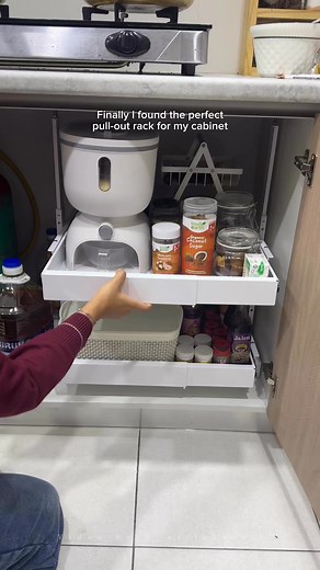 254K views · 2.6K reactions | Pull out rack #afifahshare #pulloutrack #ShopeeMYContentCreatorClub #shopeeMY #ShopeeHaul #kitchenshelf | Afifah Rosli | Facebook