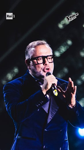 347K views · 6.3K reactions | Gigi D'Alessio: “Luca hai cantato “con te partirò” e nel mio team partirai” 殺 #TheVoiceSenior | The Voice of Italy | Facebook