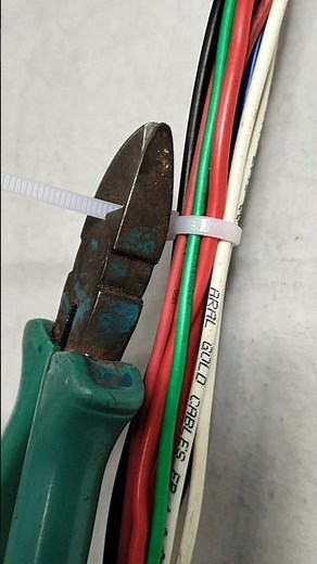 How to Neatly Organize Wires with Cable Ties (Zip Ties)#cablemanagement #electricalwiring #shorts