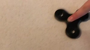 Watch A great fidget spinner with smooth action on Amazon Live