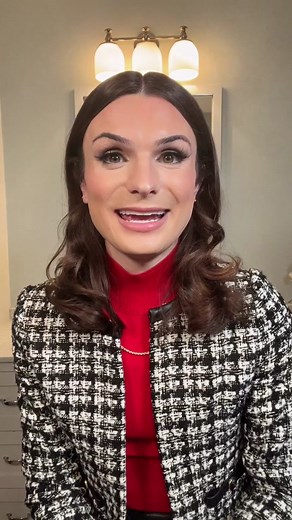 Day 268- my first hoops #trans #earrings thank you @Studs👂Ear piercing & earrings 💓