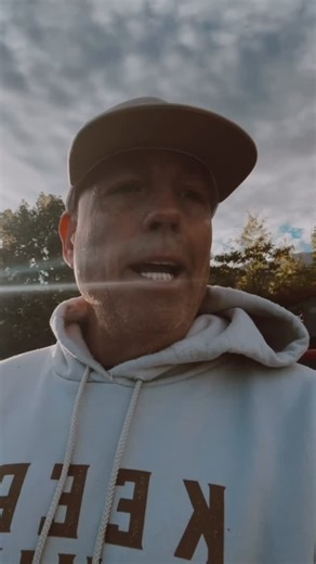 Rookie operators not doing a good job? Look in the mirror. It’s likely there’s a problem with leadership rather than a problem with the new guy. #construction #heavyequipment #excavation #excavator #dirtgearco | Dirt Gear Co