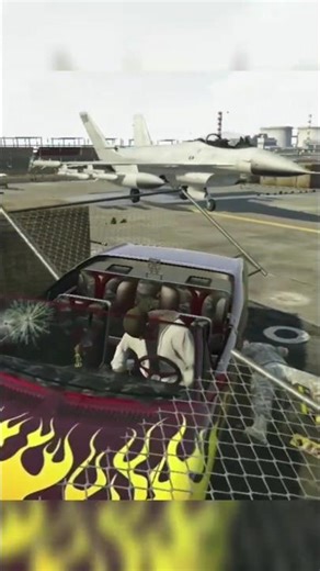 Franklin's Car Enters Fort Zancudo & Hijacks the P-996 Lazer 🚗🚧 | #shorts