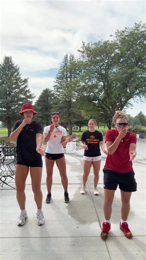 Un Solo Take con Lilly Taulelei y Reese Beaty