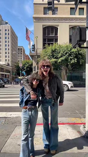 Discover 70s Fashion Trends and Outfits | Vintage Fashion Tips