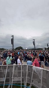 126K views · 470 reactions | The ‘rain that falls’ on Manchester today isn’t stopping anyone – Heaton Park’s filling up nicely! T-minus 2 hours ‘til we hit the stage – catch you down the front.  Ben Walker #OasisLive25 #HeatonPark #Manchester #RainThatFalls | Cast Band | Facebook