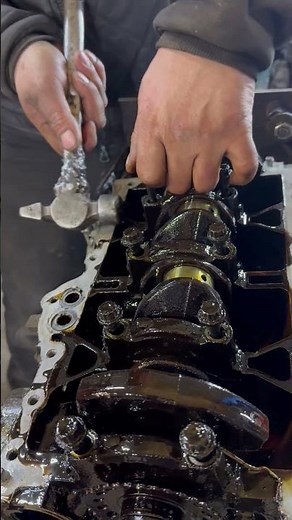Crankshaft Removal #crankshaft #engine