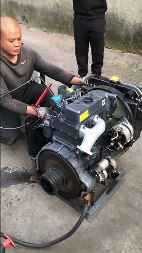 zxNM : How is Diesel engine restarting - 버려진 디젤 엔진!! #엔진코인 #enginerestoration #shorts