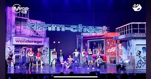 BBTRIPPIN_official on Instagram: "크러쉬 - 흠칫(Hmm-cheat) #choreography - @bbtrippin_official 비비트리핀이 함께 했습니다🩵 . . #crush #흠칫"