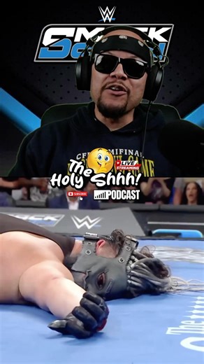 The Wyatt sicks get the win but lose the lantern. #smackdown #solosikoa #wyattsicks #mfts