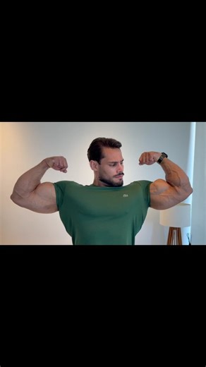 bodybuilding & strength on Instagram: "@airon_muscle_pro Bigger and Stronger than ever 💪💥💯 #alpha #alphamuscle #bodybuilder #bodybuilding #biceps #bigbiceps #doublebiceps #peakedbiceps #triceps #forearms #muscleman #strong #purepower #solidmuscle #brasil #brazilianmuscle #culturista #culturismo #fisiculturismo #fisiculturista #musclegod #muscleworship #muscledomination"