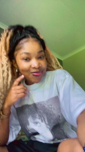 Funny Bloopers from Mama Velvet and Nizzy