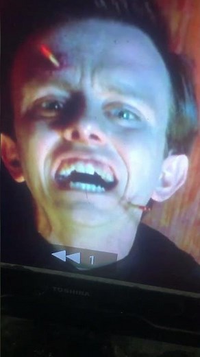 IDLE HANDS 😱HORROR MOVIE!🤡Terrifying scene!!!💃