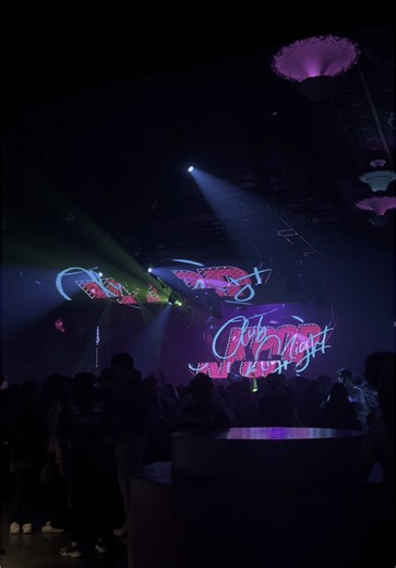 first clubbing experience in Boston! #boston #club #clubbing