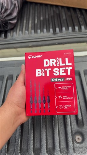 RealRobertt (@realrobertt)’s videos with original sound - RealRobertt