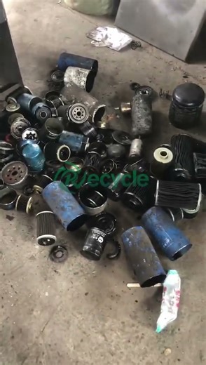 How to dismantle scrap oil filter? Watch this video.