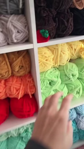 Crochet Grinch Amigurumi Tutorial